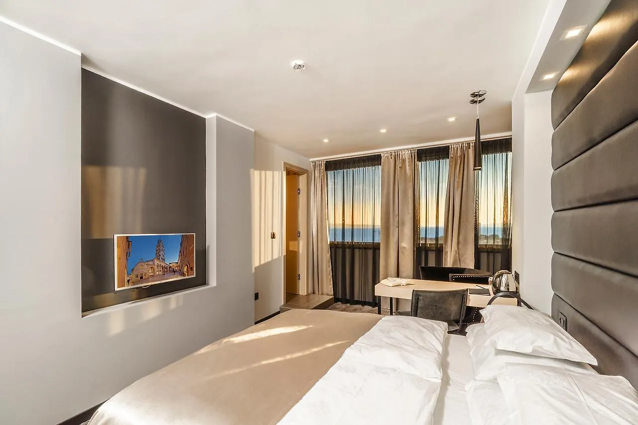 The View Luxury Rooms Split 4*,