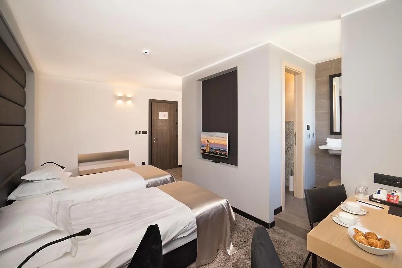 The View Luxury Rooms Split Alojamento de Acomodação e Pequeno-almoço