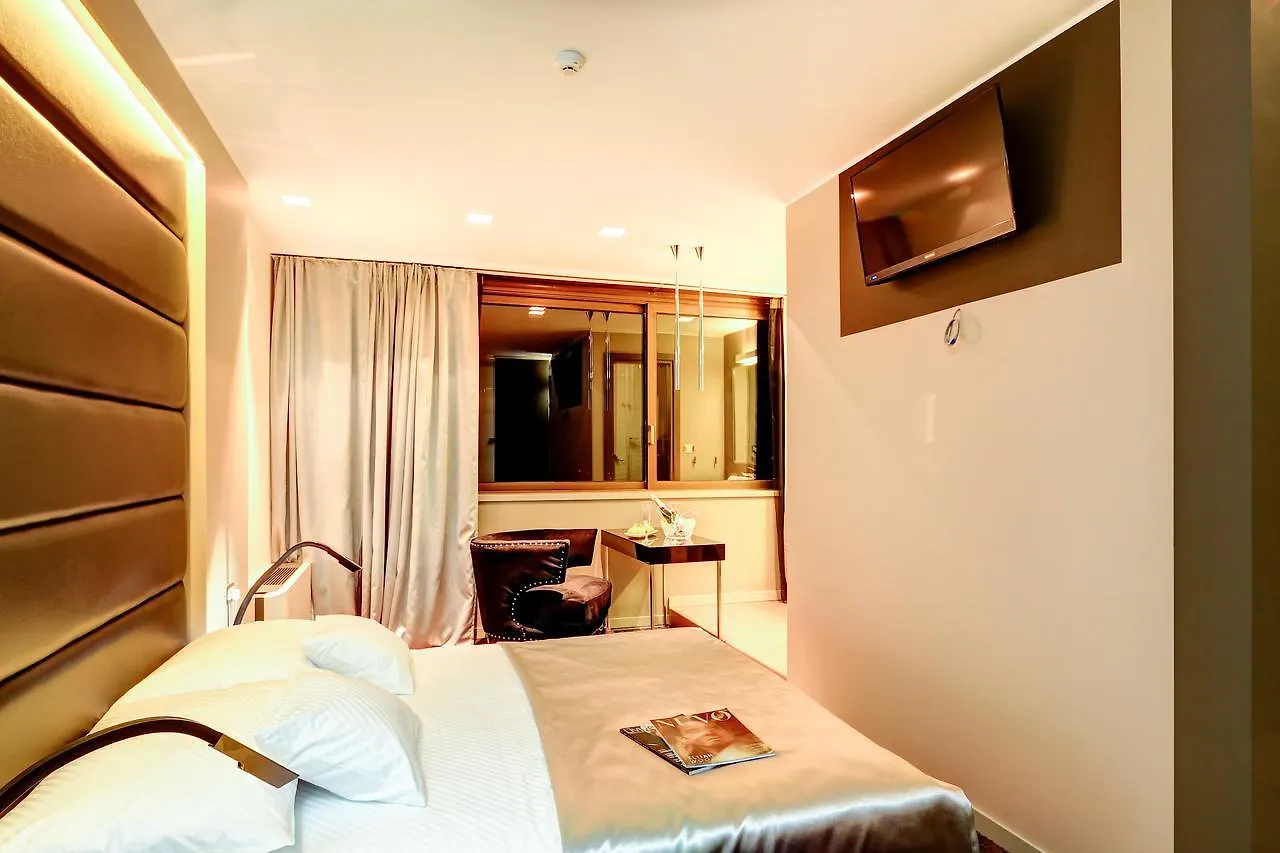 Alojamento de Acomodação e Pequeno-almoço The View Luxury Rooms Split