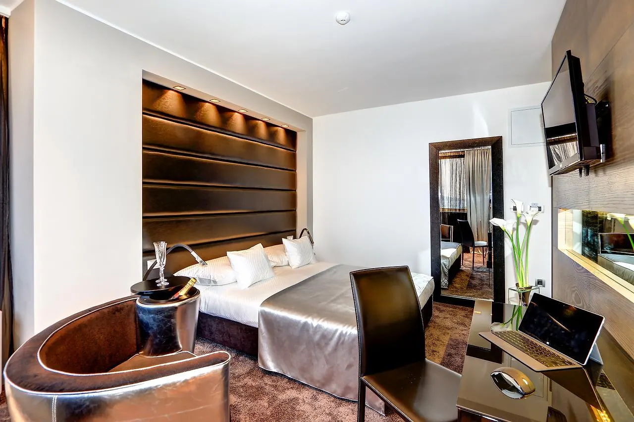 **** Alojamento de Acomodação e Pequeno-almoço The View Luxury Rooms Split Croácia