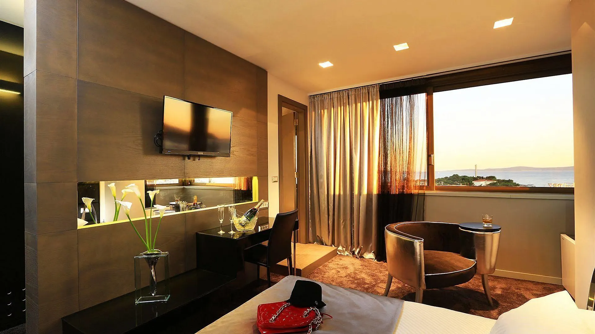 The View Luxury Rooms Split 4*,