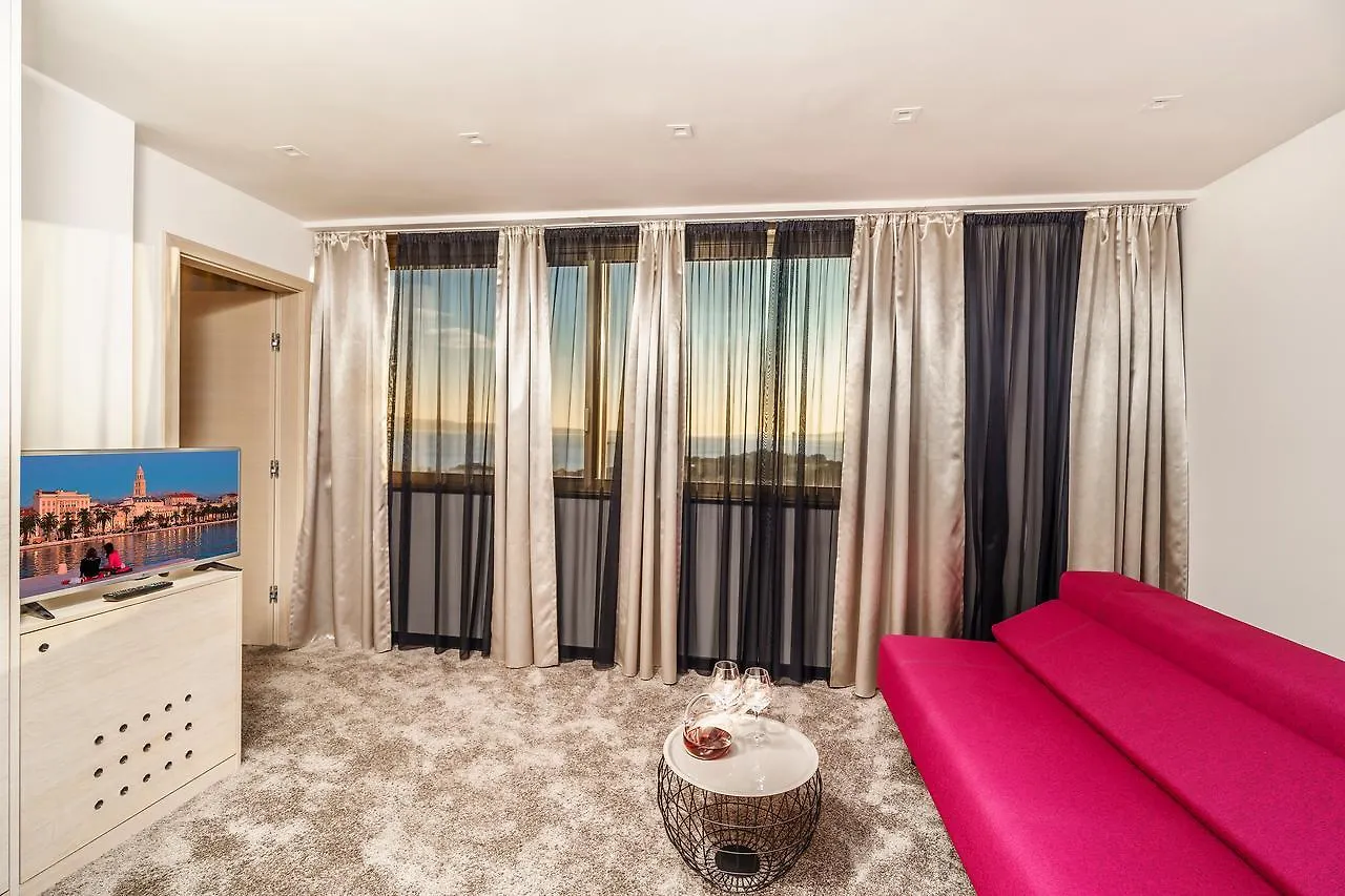 The View Luxury Rooms Split