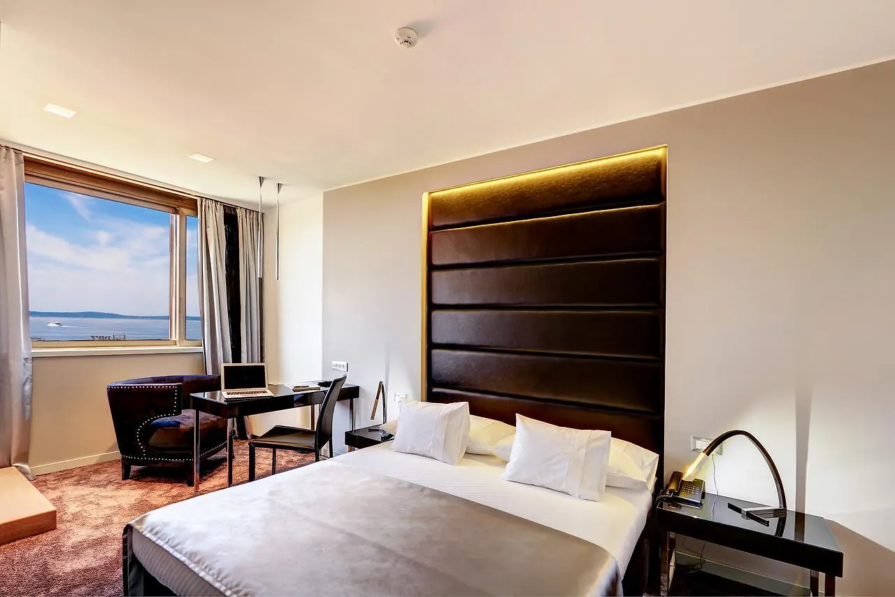 Bed & Breakfast The View Luxury Rooms Split
