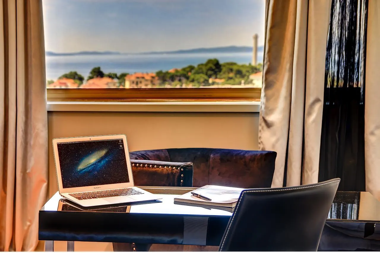 The View Luxury Rooms Split